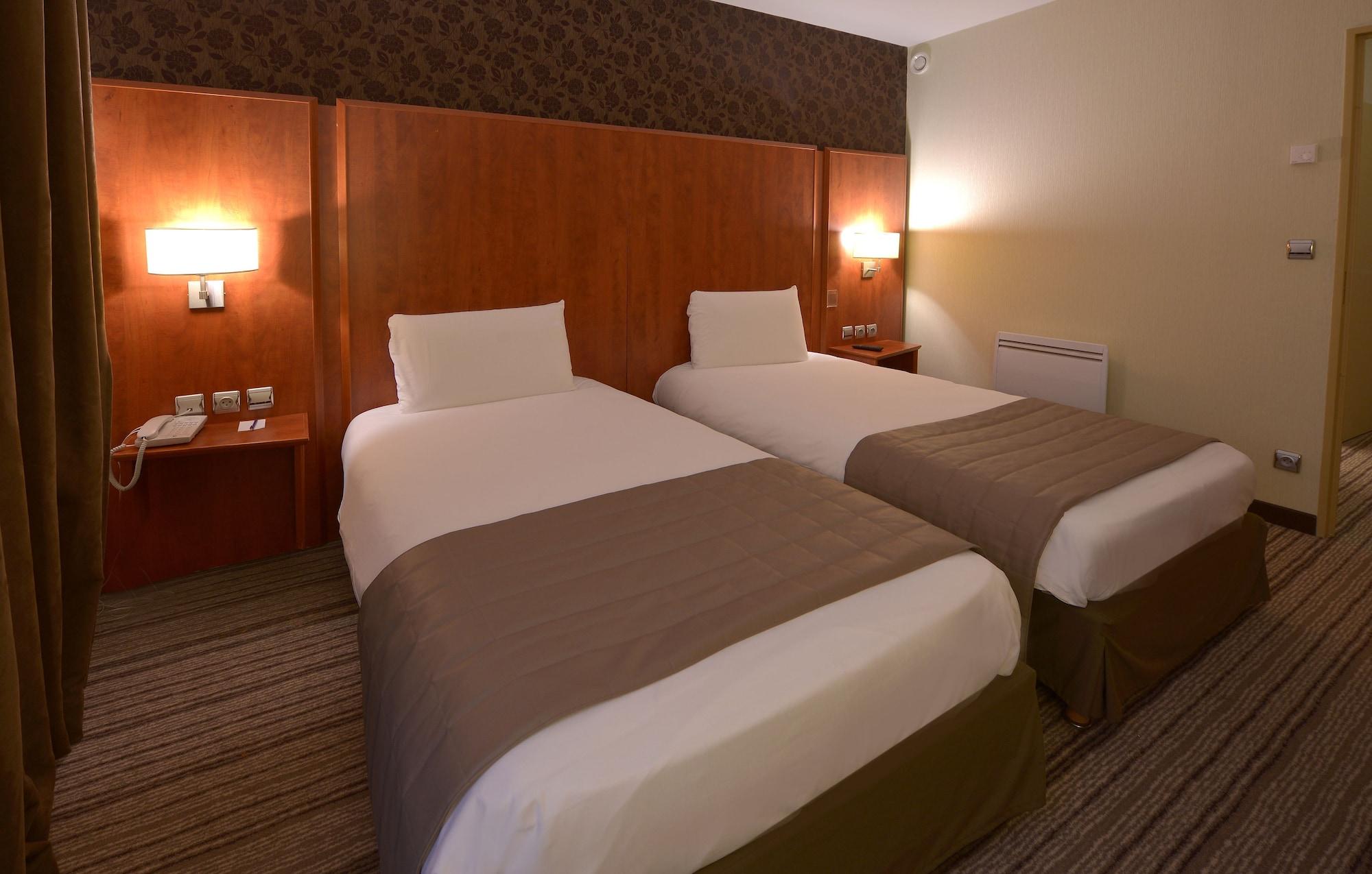 Mercure Rouen Centre Champ De Mars Exterior photo