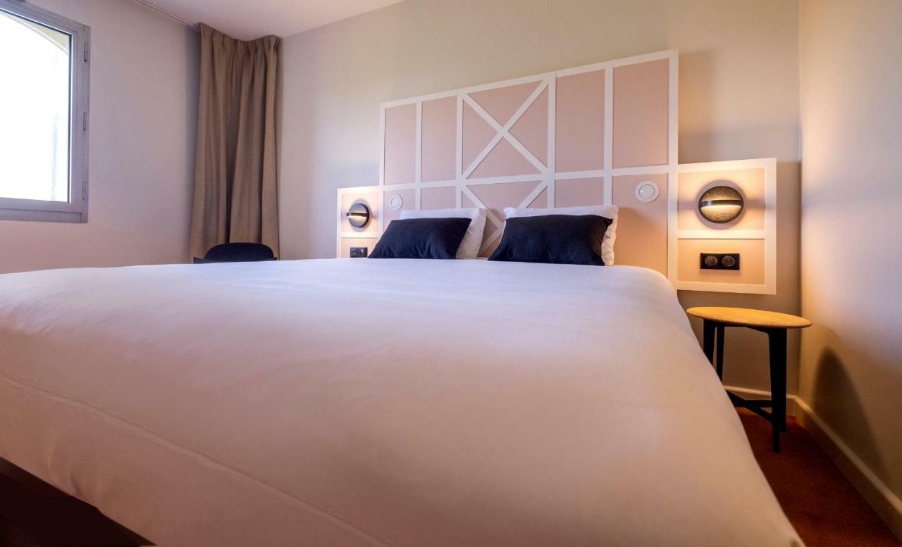 Mercure Rouen Centre Champ De Mars Exterior photo